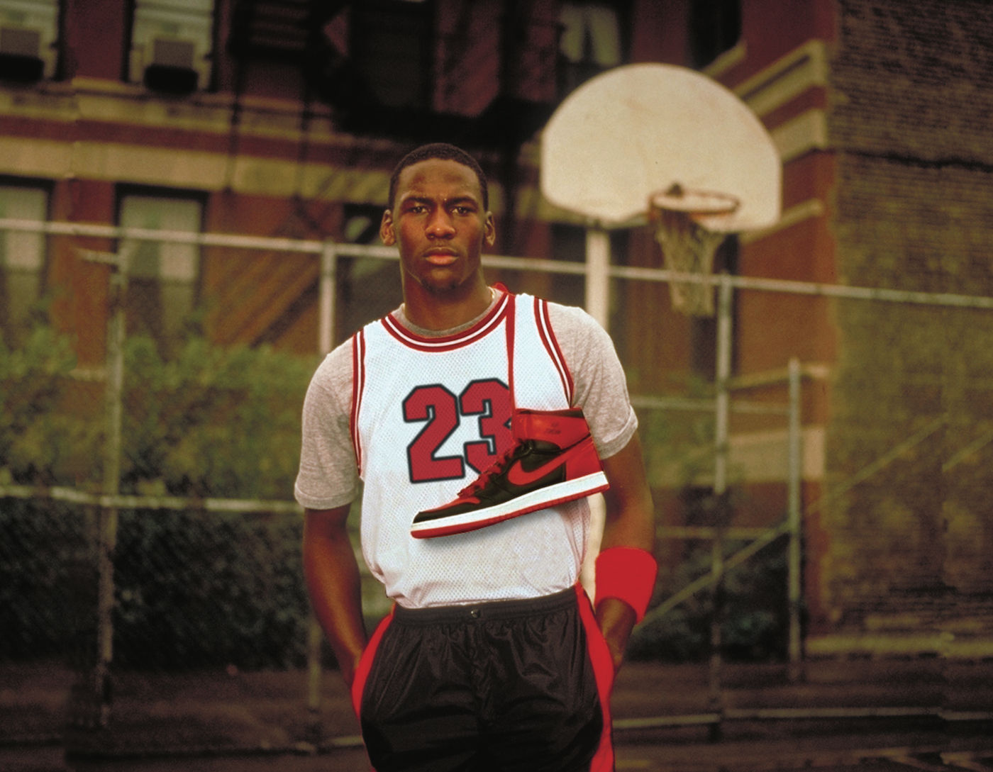 Майкл Джордан на фотосесії з кросівками Jordan Nike, 1985 рік. Джерело: The Sun